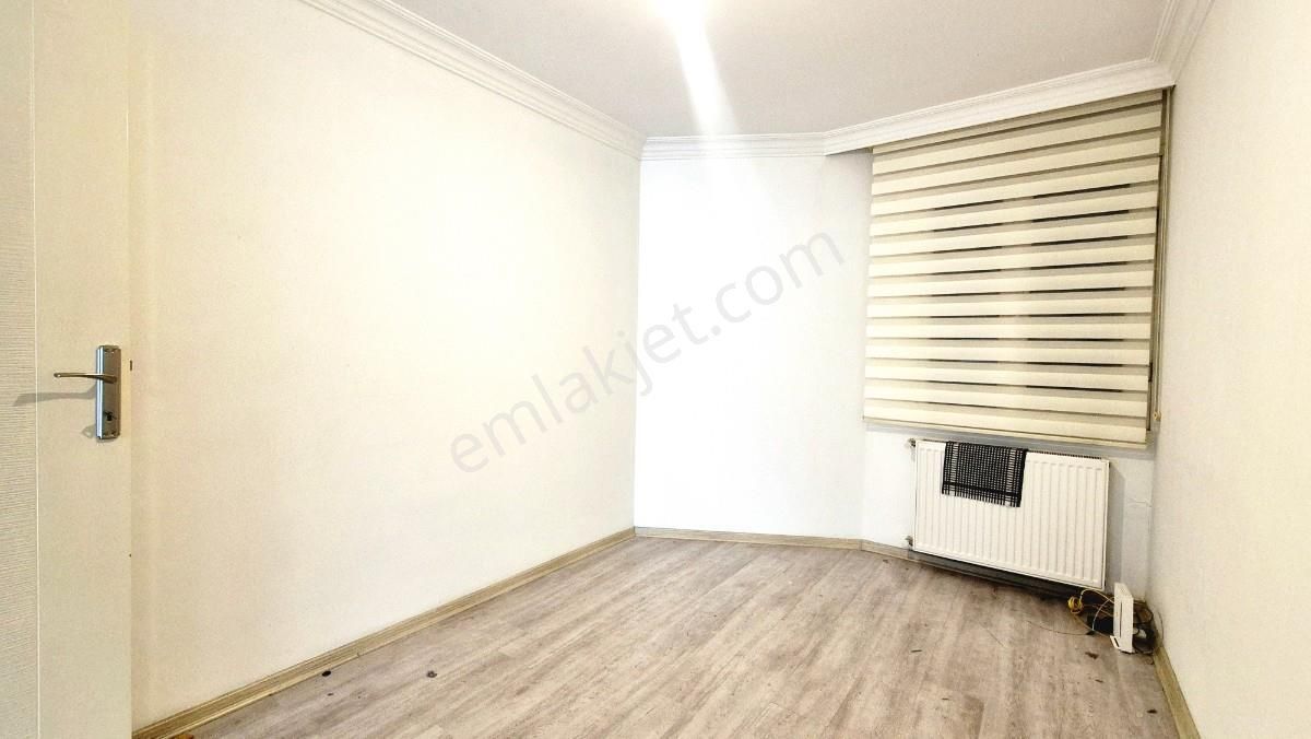 Karşıyaka Yalı Lüks Tadilatlı Ebeveyn Banyolu Arakat 3+1 Kiralık - Görsel 30