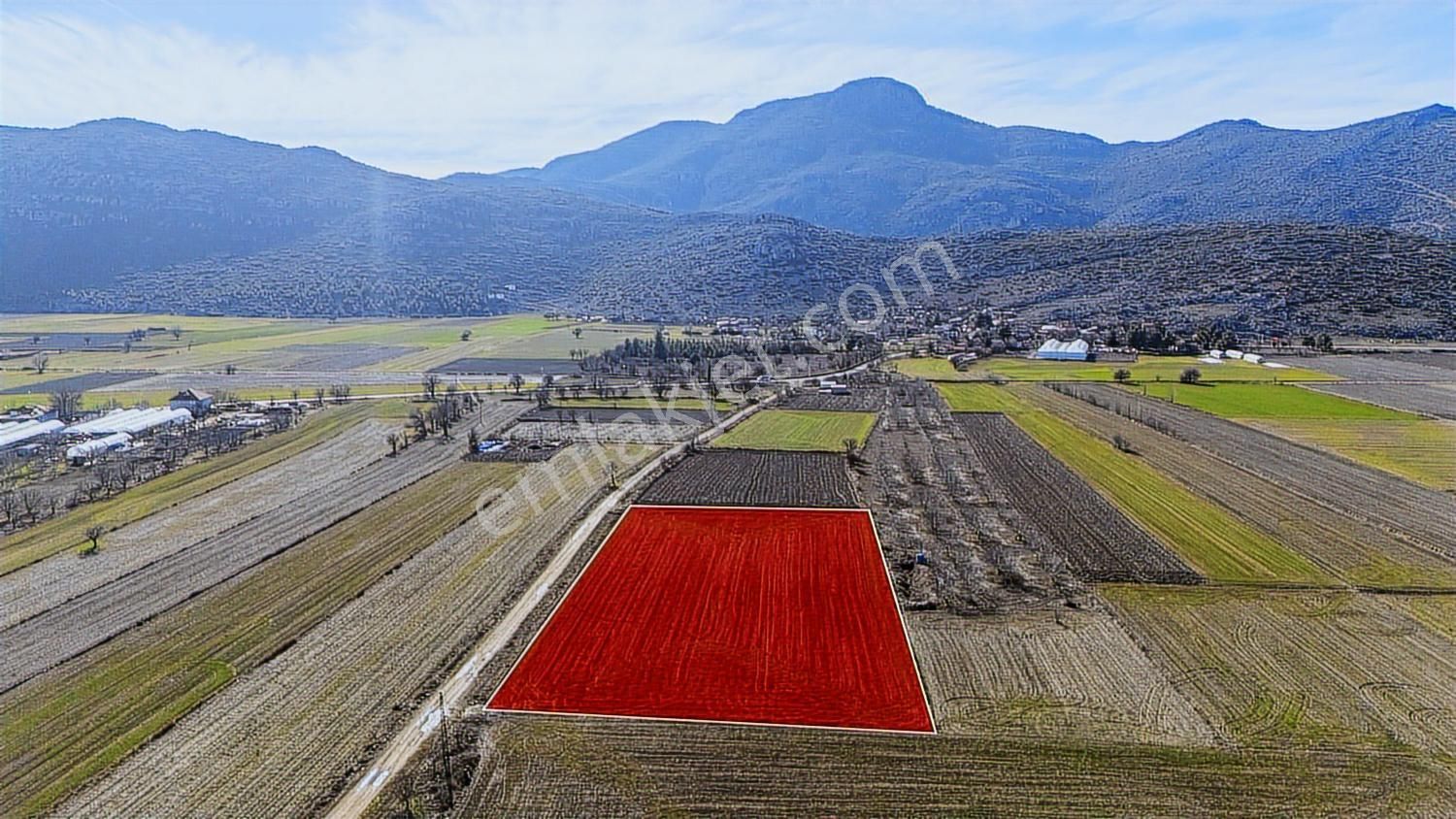 Burdur Bucak Karaaliler Köyü^nde 8237 M2 Satılık Tek Tapu Tarla - Görsel 4