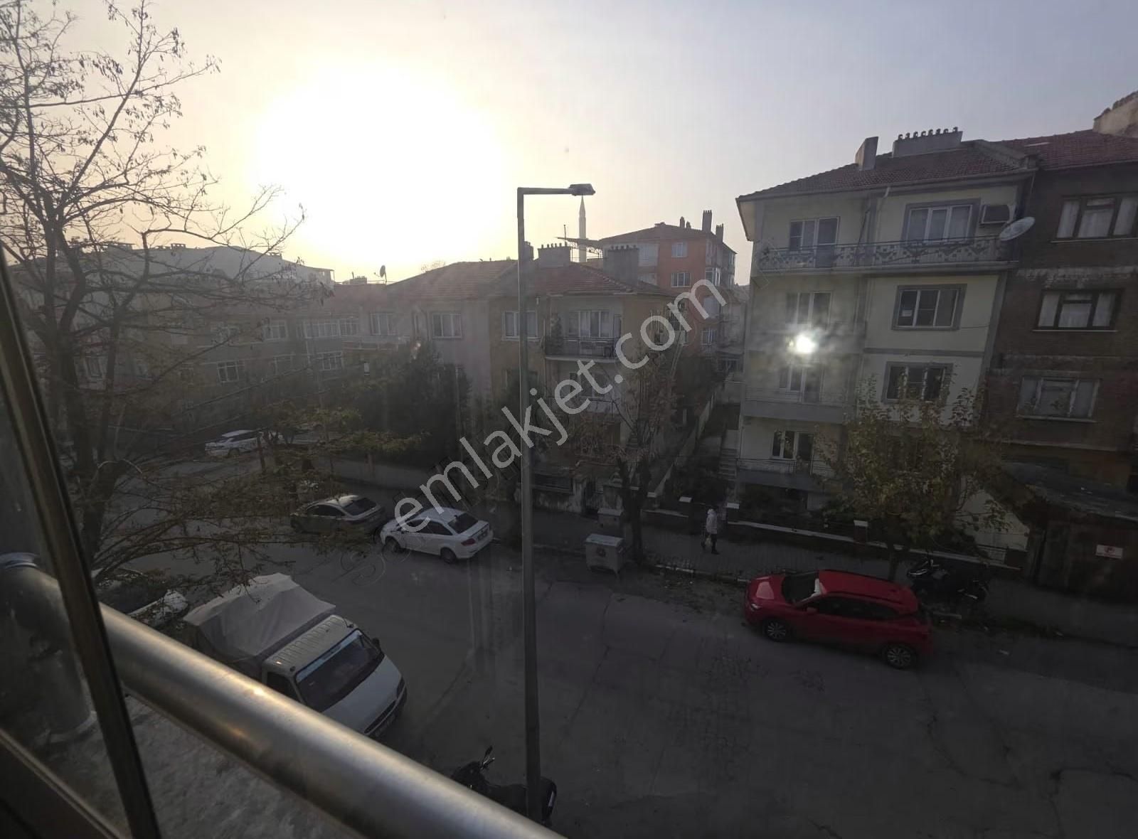 Alihikmetpaşa Mahallesi Okul Caddesi Üstü Lüx 3+1 Daire - Görsel 8