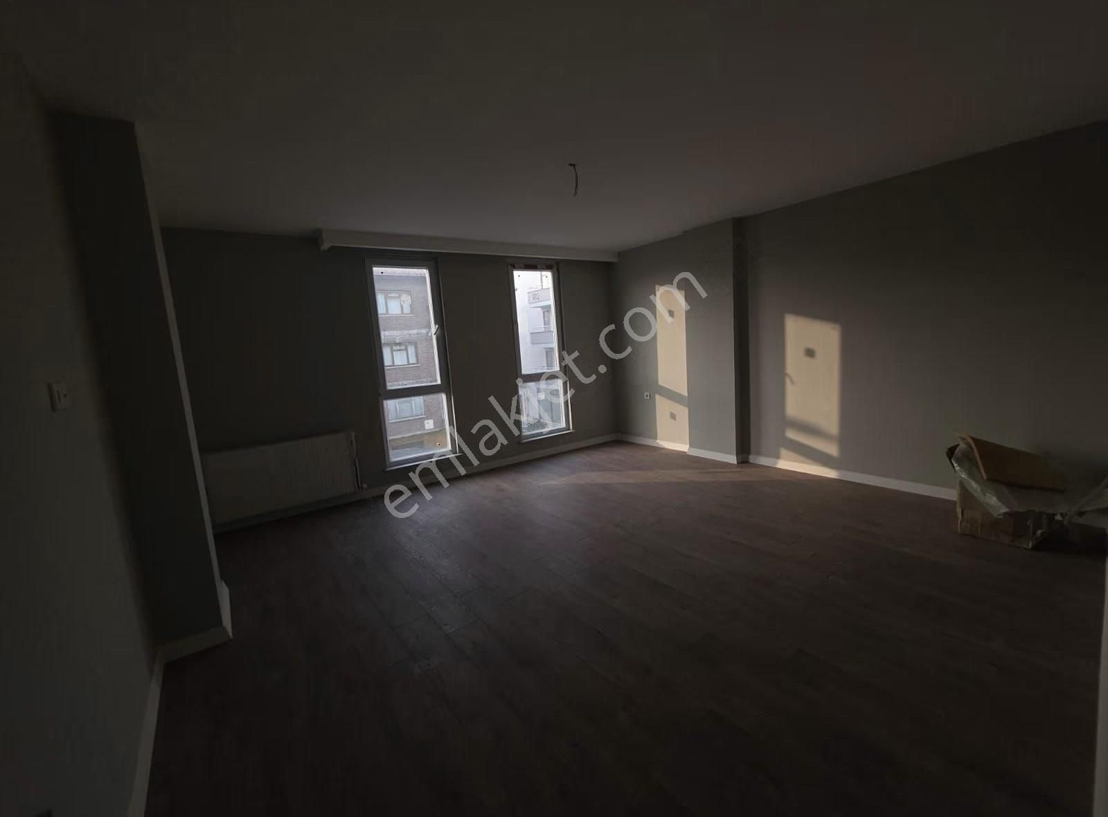 Alihikmetpaşa Mahallesi Okul Caddesi Üstü Lüx 3+1 Daire - Görsel 15