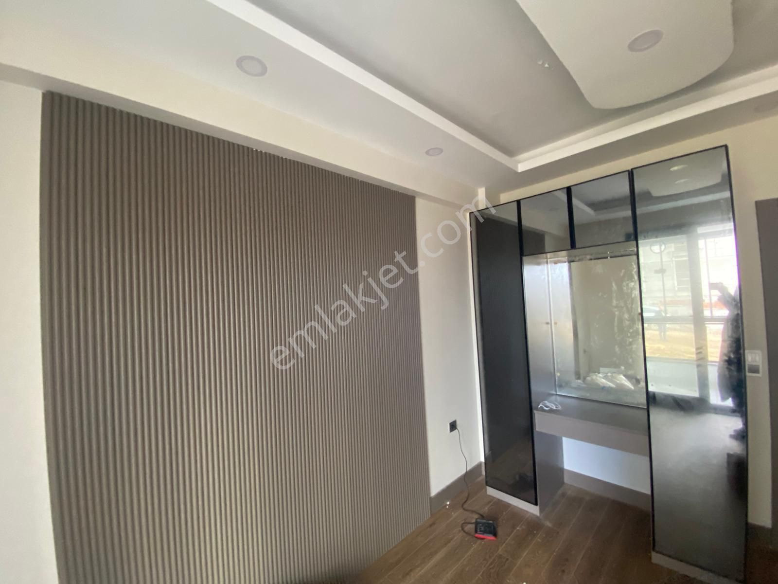Auto Gayrimenkul' Den Atatürk Mah Ultra Lüks Dekorasyonlu Satılık 1+1 Daire - Görsel 2