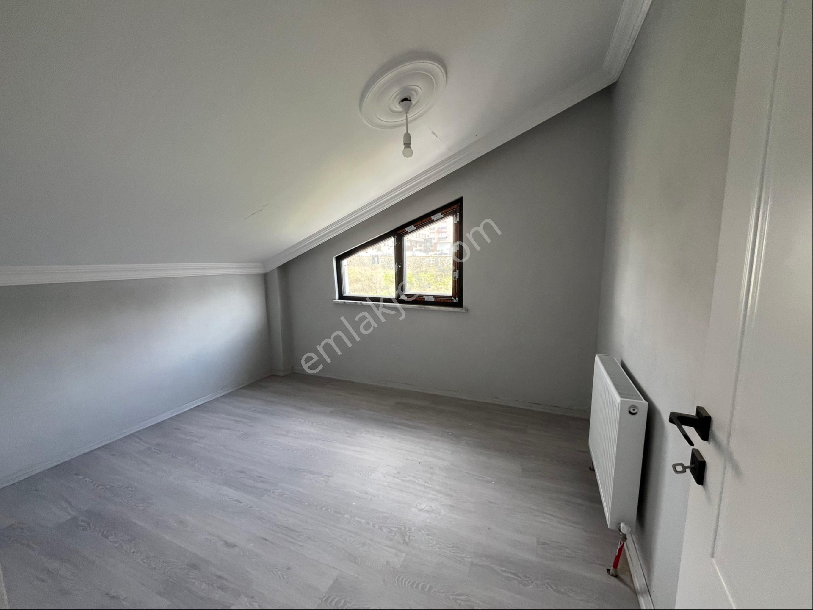 Satılık Dublex 4+1 180m2 Çift Teraslı Gebze Barış Mah - Görsel 15