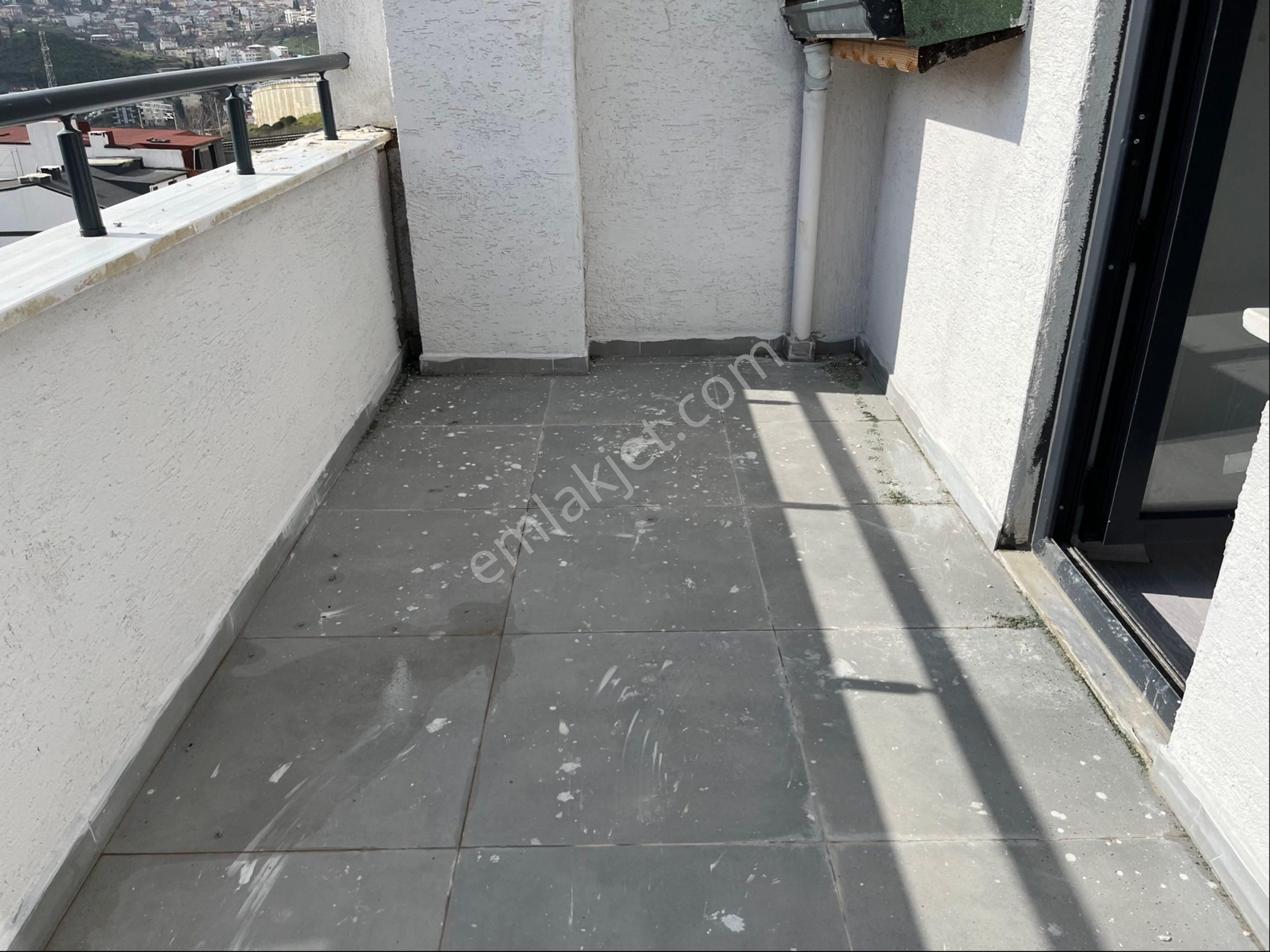 Satılık Dublex 4+1 180m2 Çift Teraslı Gebze Barış Mah - Görsel 19