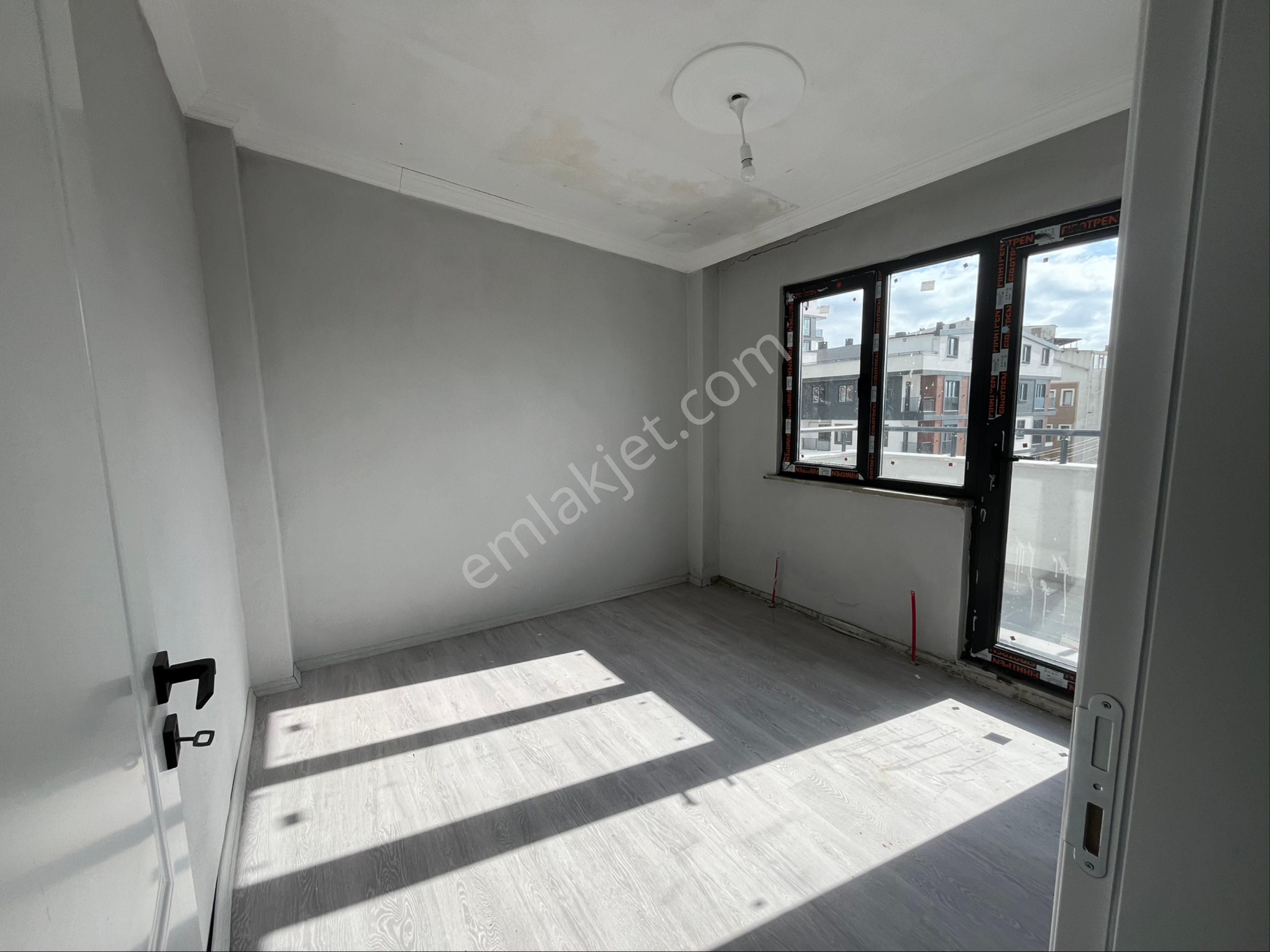 Satılık Dublex 4+1 180m2 Çift Teraslı Gebze Barış Mah - Görsel 16