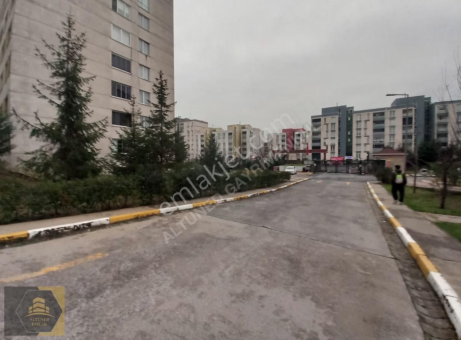 Kayaşehir 17. Bölge Kiralık 3+1 Daire - 120m² - Görsel 34