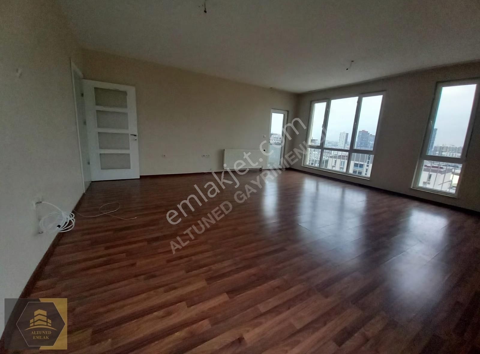 Kayaşehir 17. Bölge Kiralık 3+1 Daire - 120m² - Görsel 3