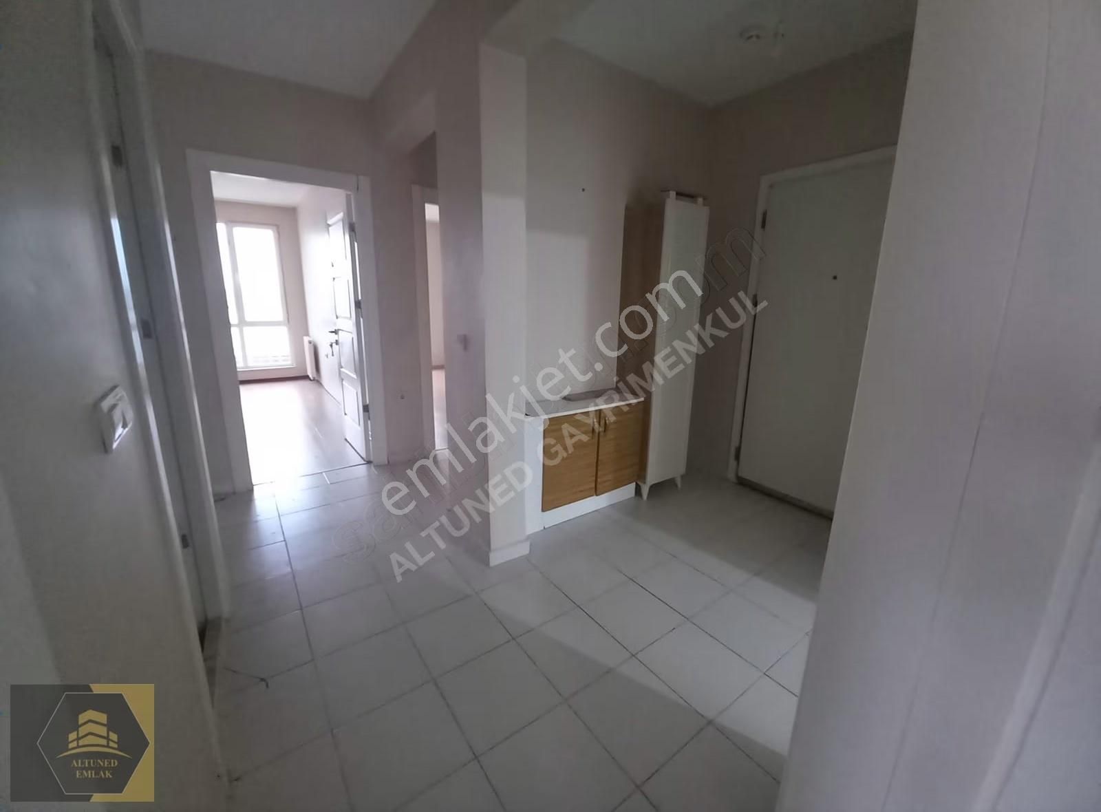 Kayaşehir 17. Bölge Kiralık 3+1 Daire - 120m² - Görsel 23