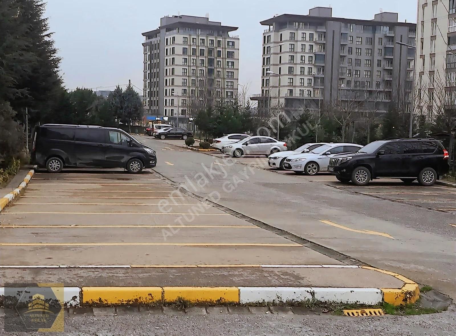 Kayaşehir 17. Bölge Kiralık 3+1 Daire - 120m² - Görsel 18