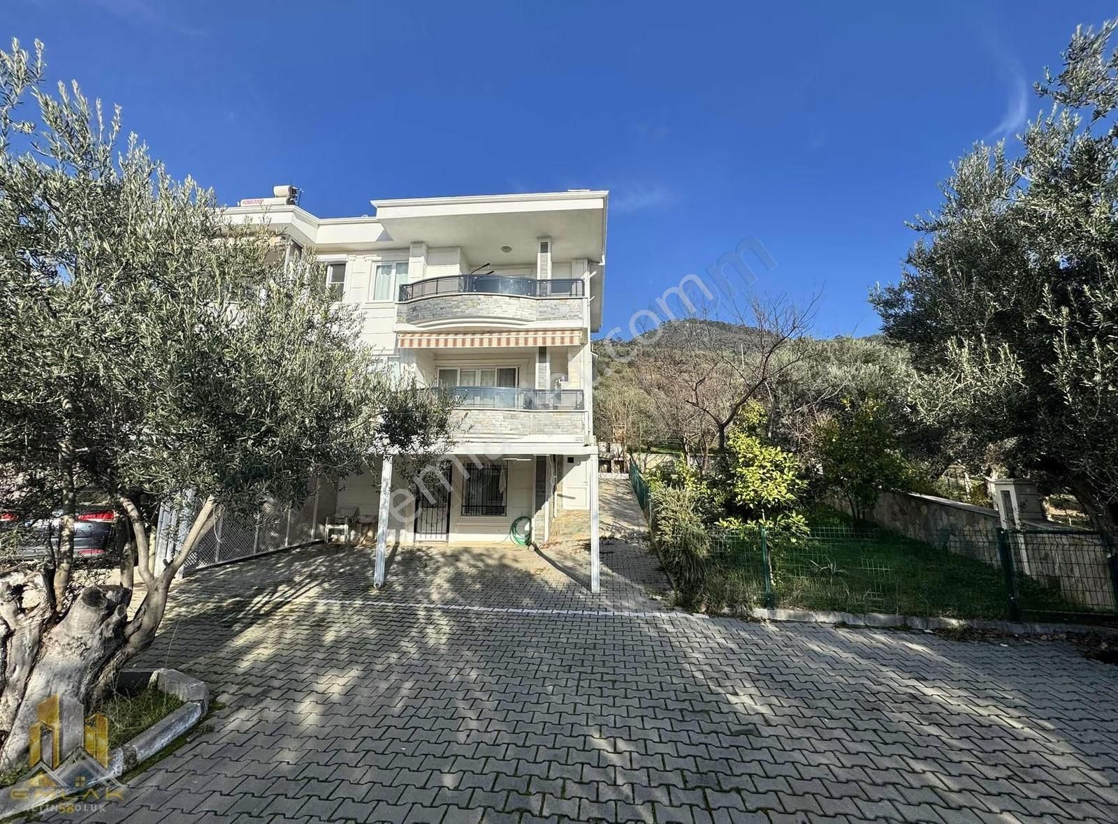 Emlak-58,den Altınolukta 3+2 Trıblex Villa Manzara-doğa-sakinlik - Görsel 12