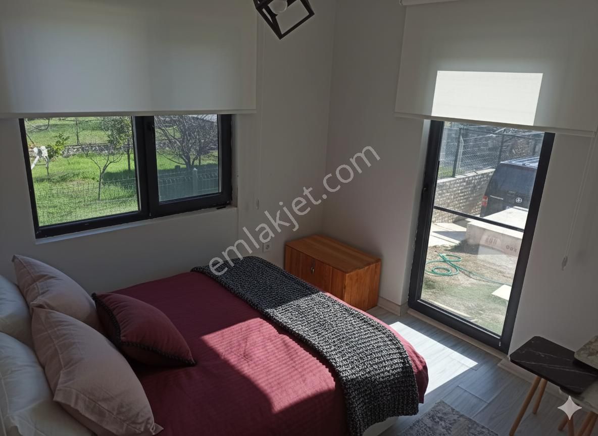 Urla İçmelerde Deniz Manzaralı 4+1 Dubleks Villa - Görsel 12