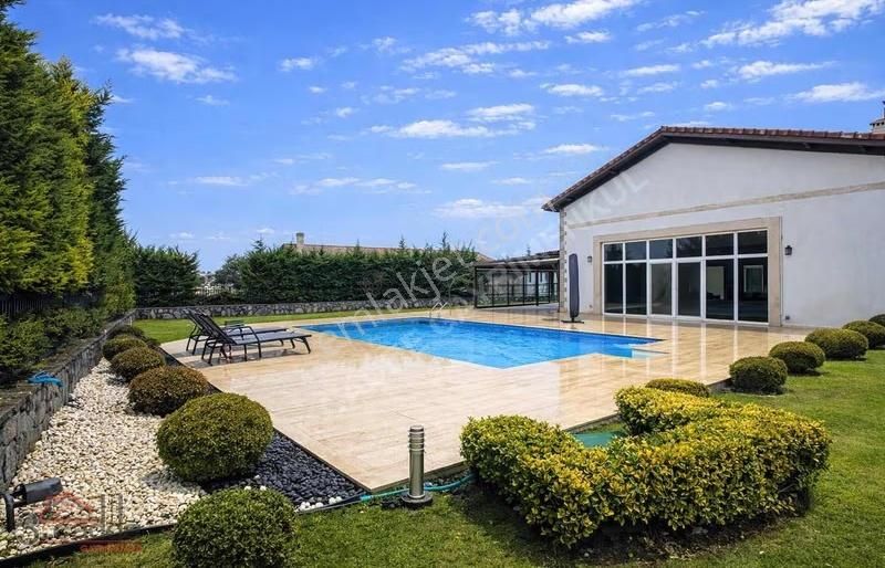 Büyükçekmece Karaağaç Park Village Boş Tadilatlı Köşe Villa - Görsel 10