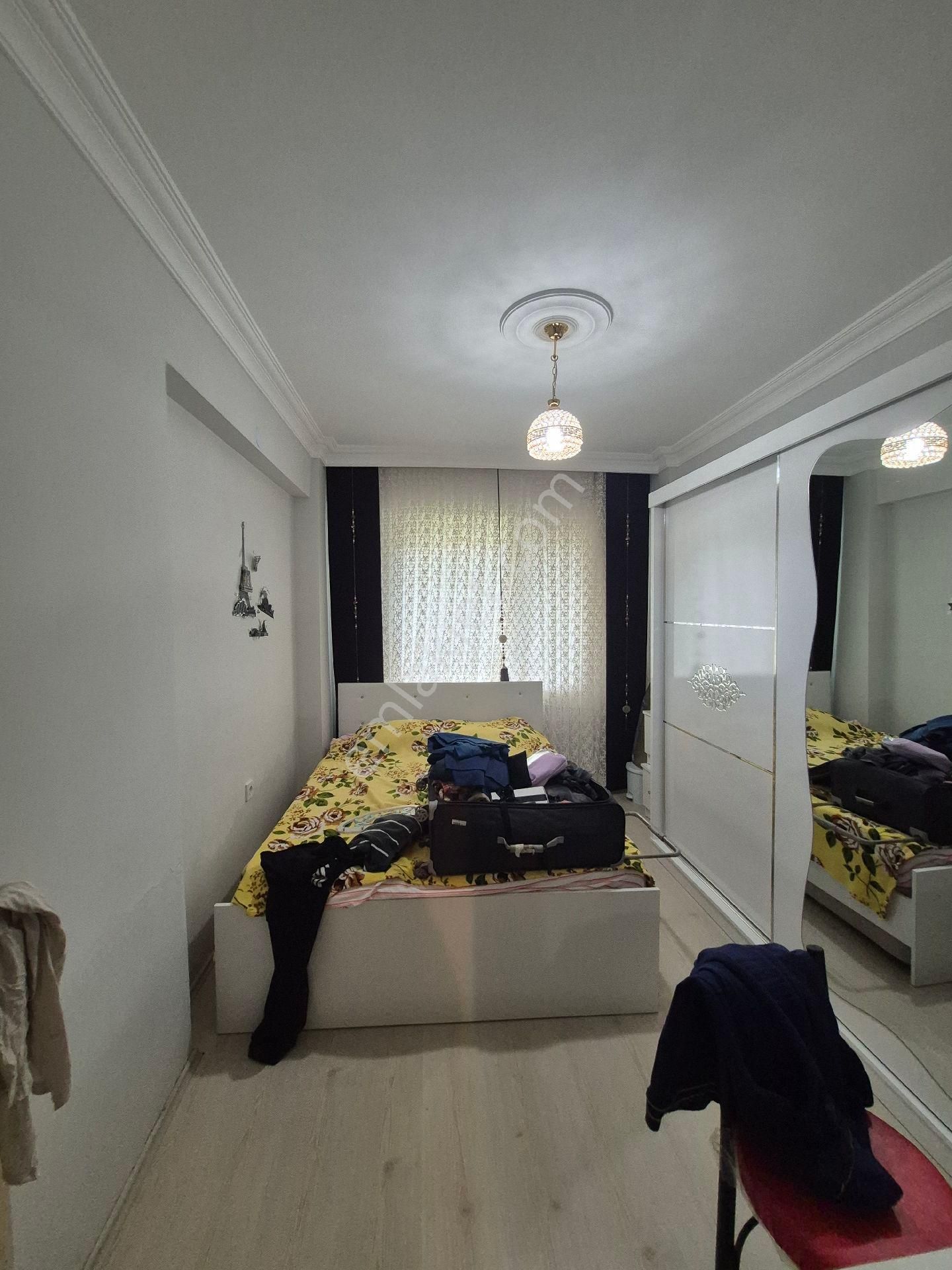 Adnan Menderes Mahallesinde 3+1 Eşyalı Satılık Geniş Daire - Görsel 10