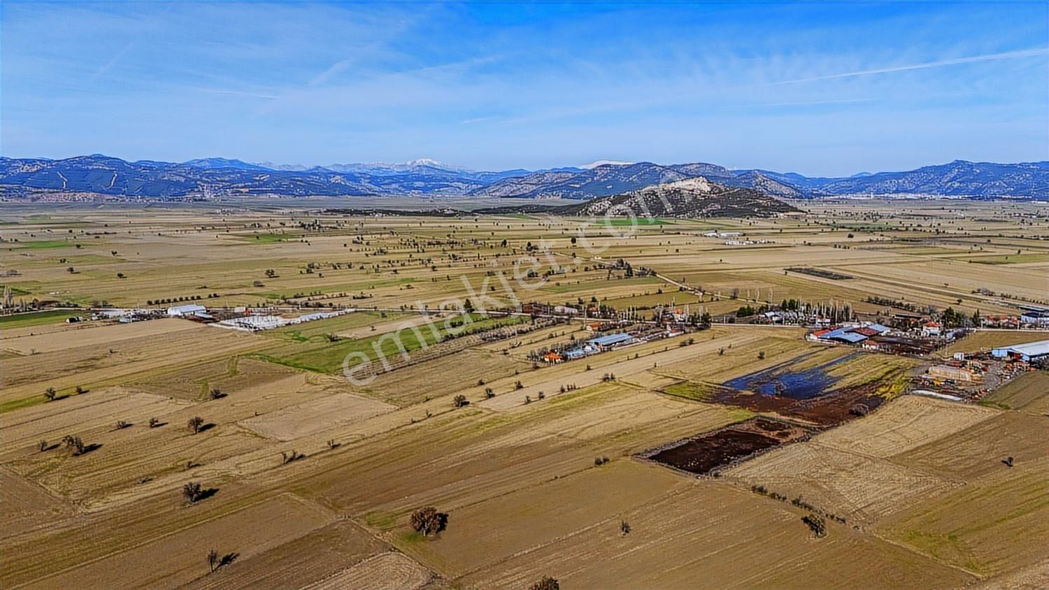 Burdur Bucak Karaaliler Köyü'nde 11376 M2 Satılık Tek Tapu Tarla - Görsel 9