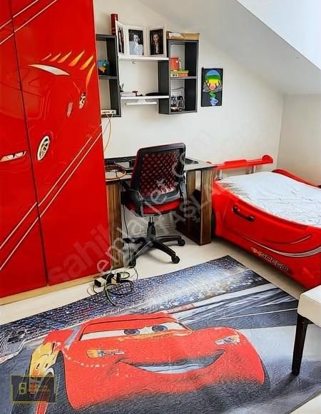 Zümrütevlerde;ulaşımı Kolay,teraslı,çift Banyo+wc (3+2) Dubleks - Görsel 4