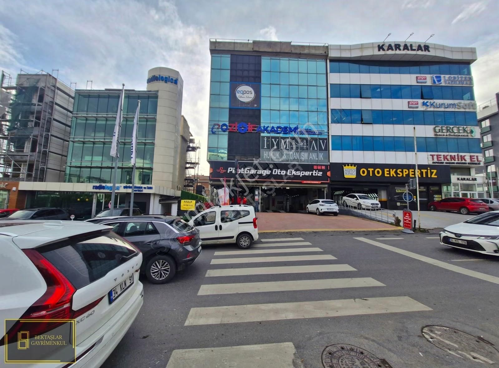 Cevizlide Gülsuyu Metronun Yanıbaşında 1000 M² Depo & İş Yeri