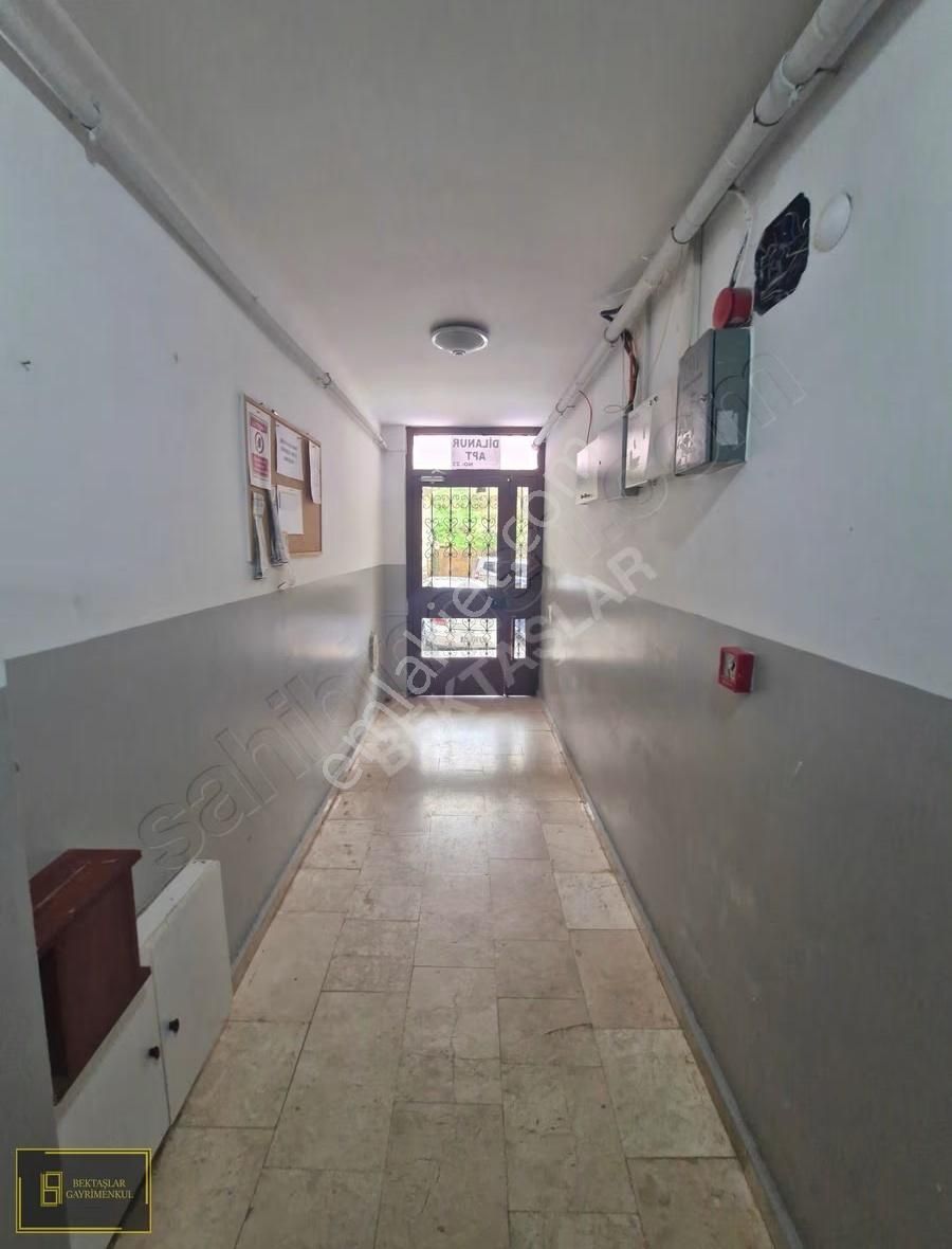 Zümrütevlerde;ulaşımı Kolay,kombili,bahçe Teraslı,boş,geniş(2+1) - Görsel 19