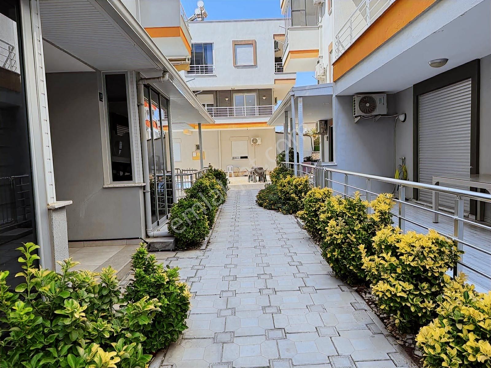 4 + 1 Asansörlü Otoparklı Havuzlu Dubleks Daire - Görsel 18