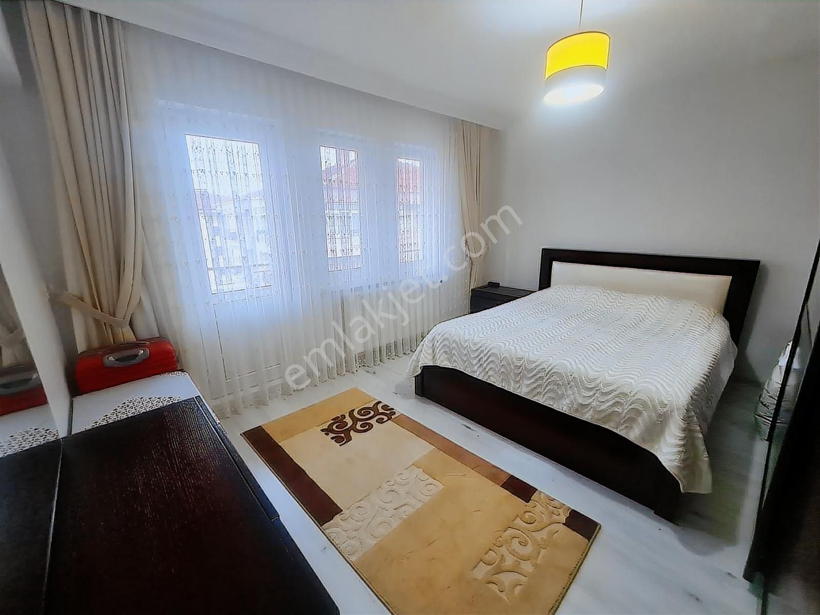 Sağlam Emlaktan Selçukluda Satılık Afjetli Fırsat 3+1 Daire - Görsel 7