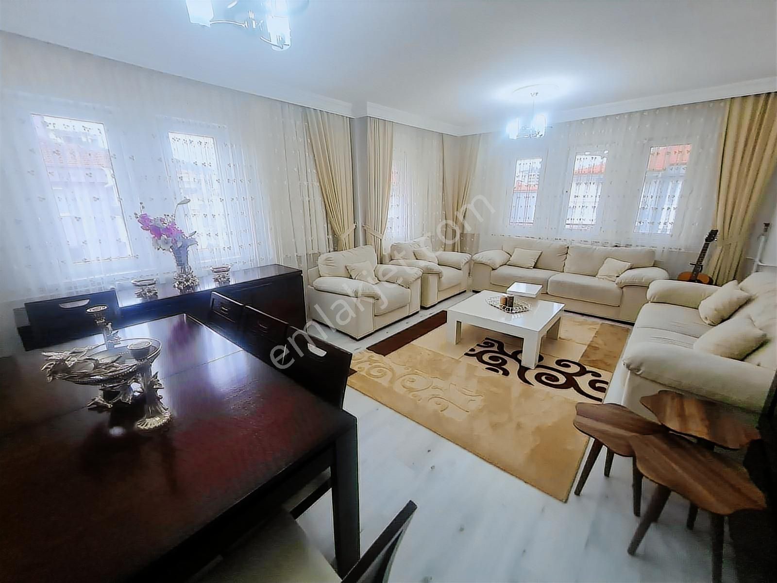 Sağlam Emlaktan Selçukluda Satılık Afjetli Fırsat 3+1 Daire - Görsel 3