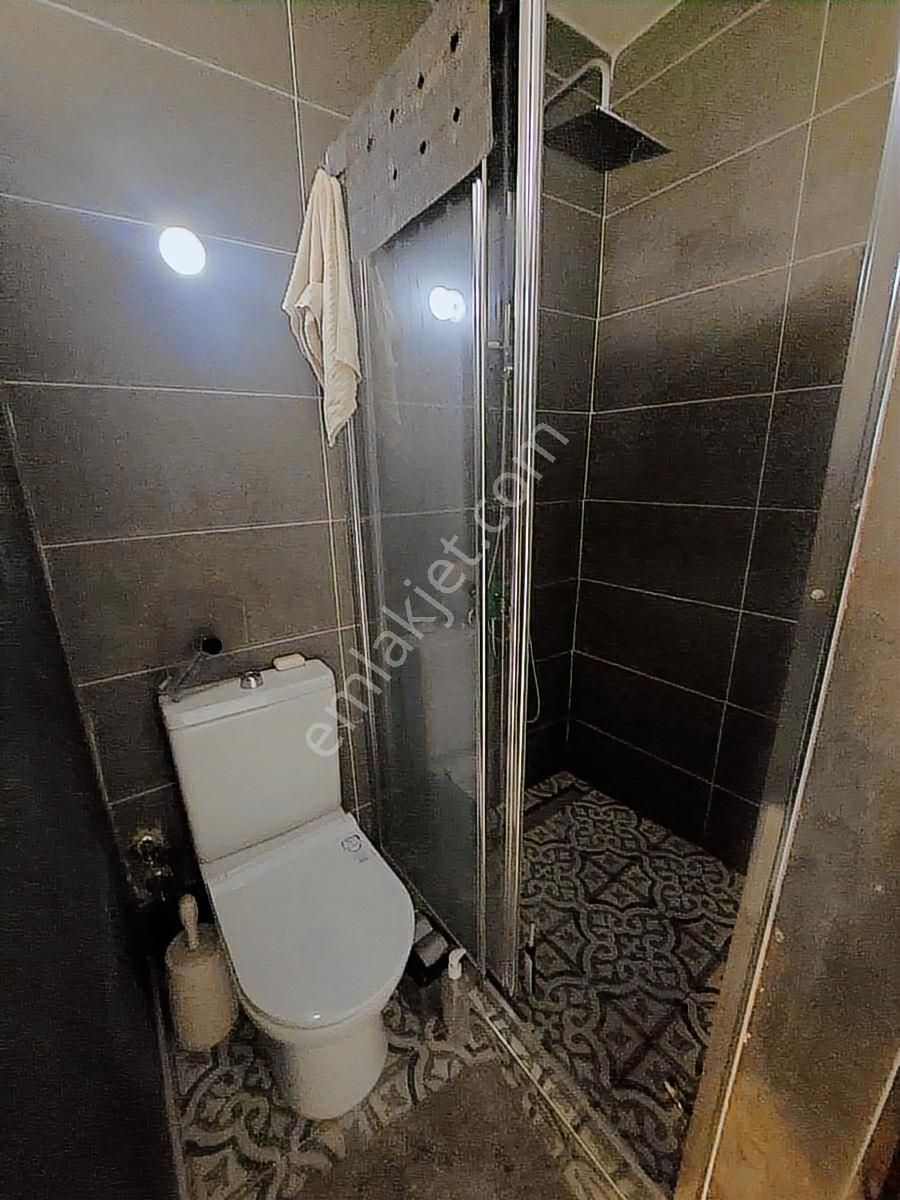 Salacak Otoparklı Satılık 2+1 Daire - Görsel 11