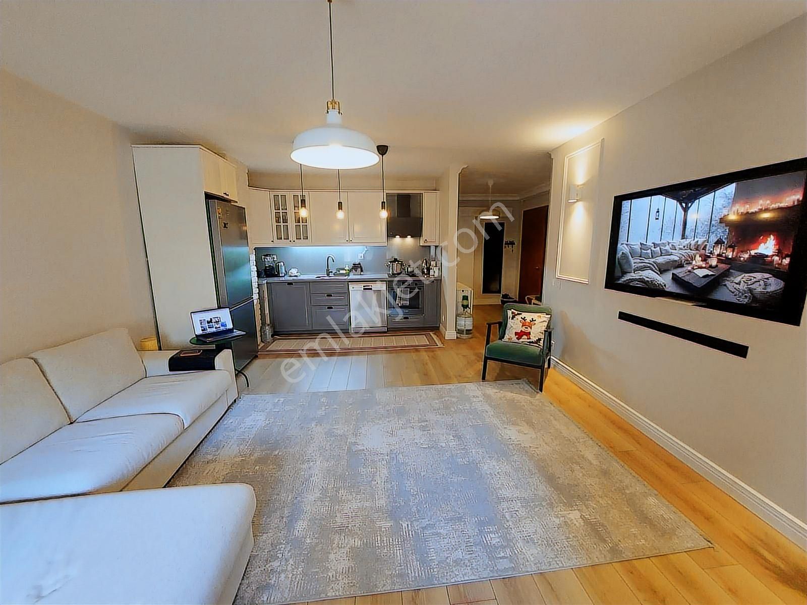 Salacak Otoparklı Satılık 2+1 Daire - Görsel 35