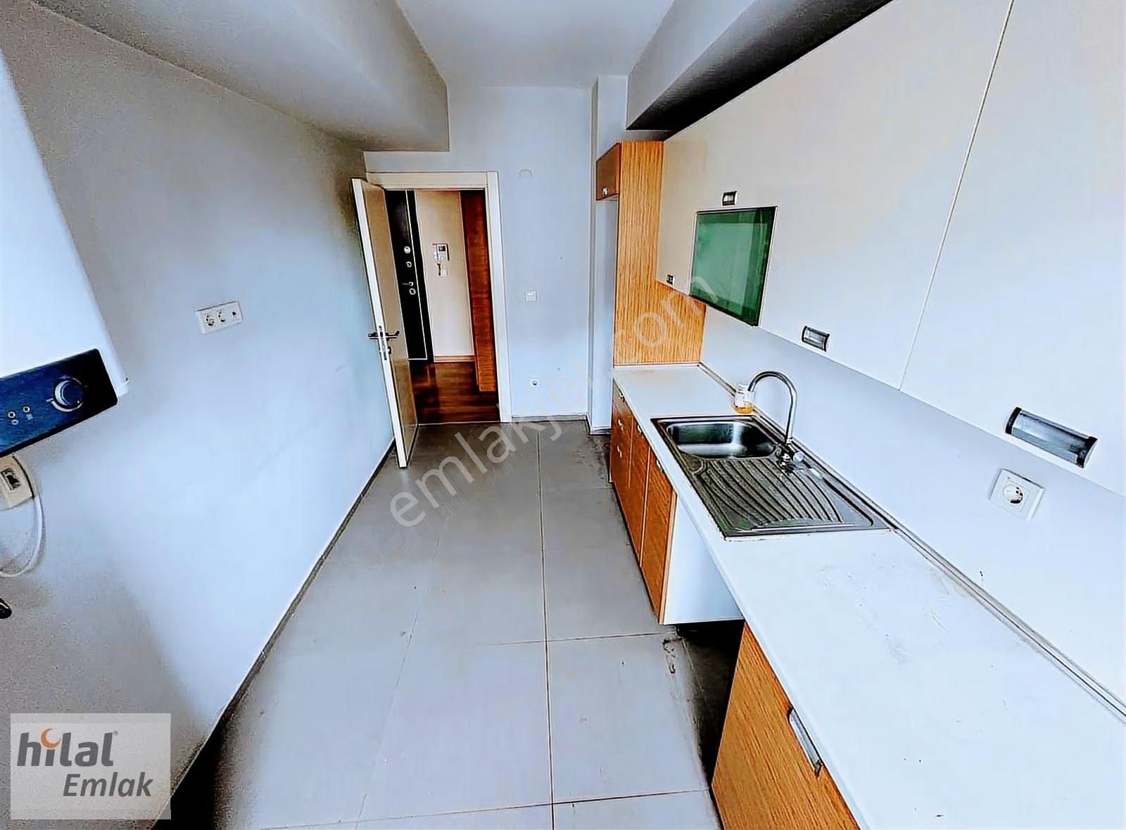 Satılık Daire Nezih Towers'da 4.kat Büyük 2+1 Ebeveyn Banyolu - Görsel 2