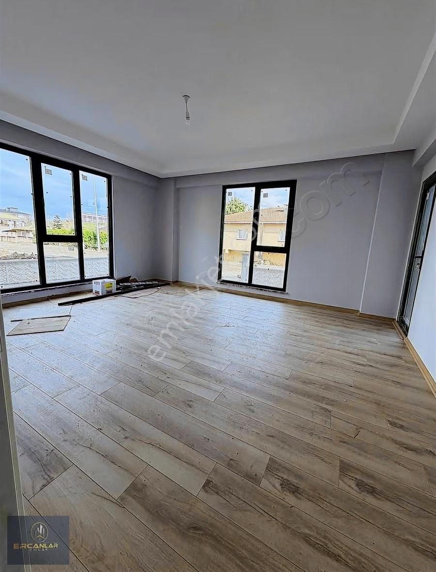 Yalova Çiftlikköy Kelebek Çayırında Satılık 2+1 Lüks Daire