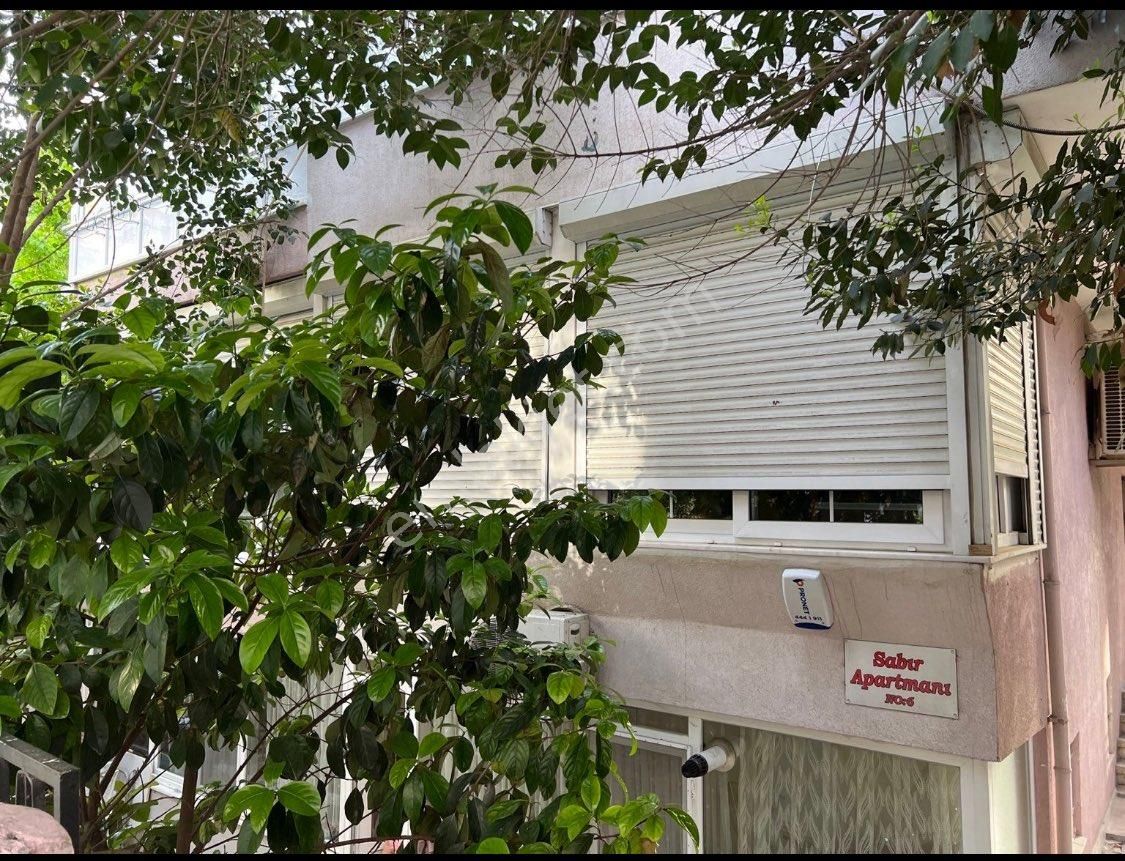 Bakırköy Zuhuratbaba’da 2 + 1 Full Tadilatlı Daire - Görsel 2