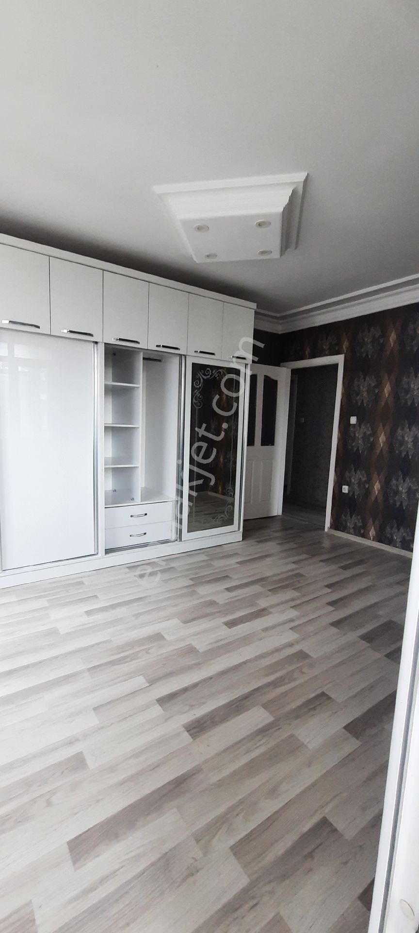 Huzurevlerınde 3.5+1 Genıs Satılık Daır - Görsel 11