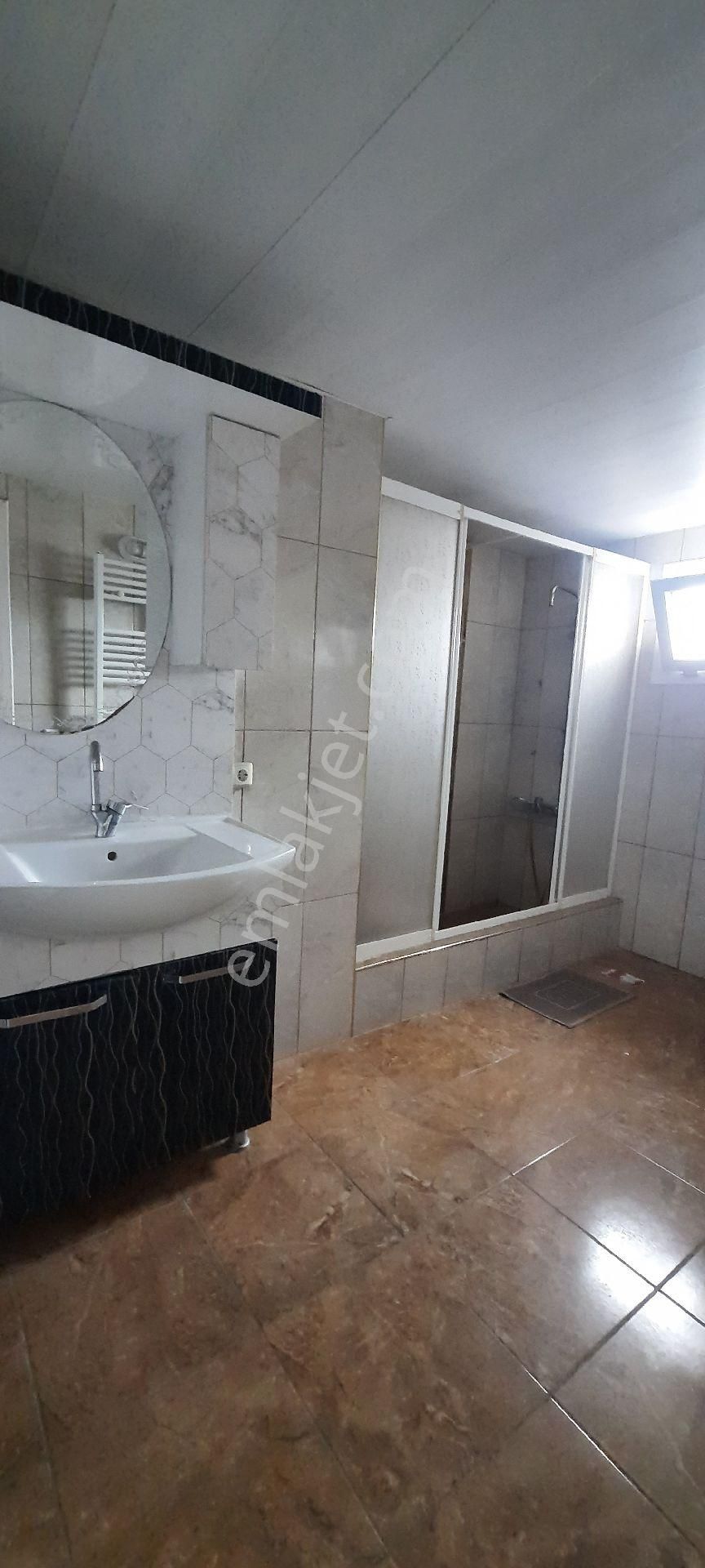 Huzurevlerınde 3.5+1 Genıs Satılık Daır - Görsel 13