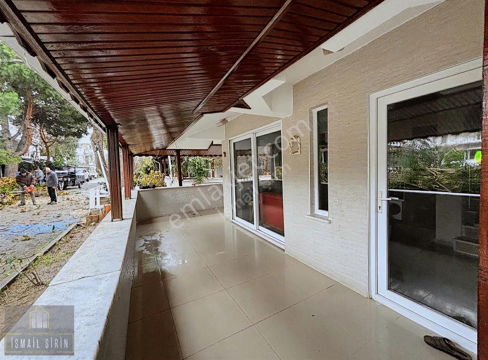 İsmail Şirinden Narlıda Denize Sıfır Havuzlu Sitede Dublex Daire - Görsel 8