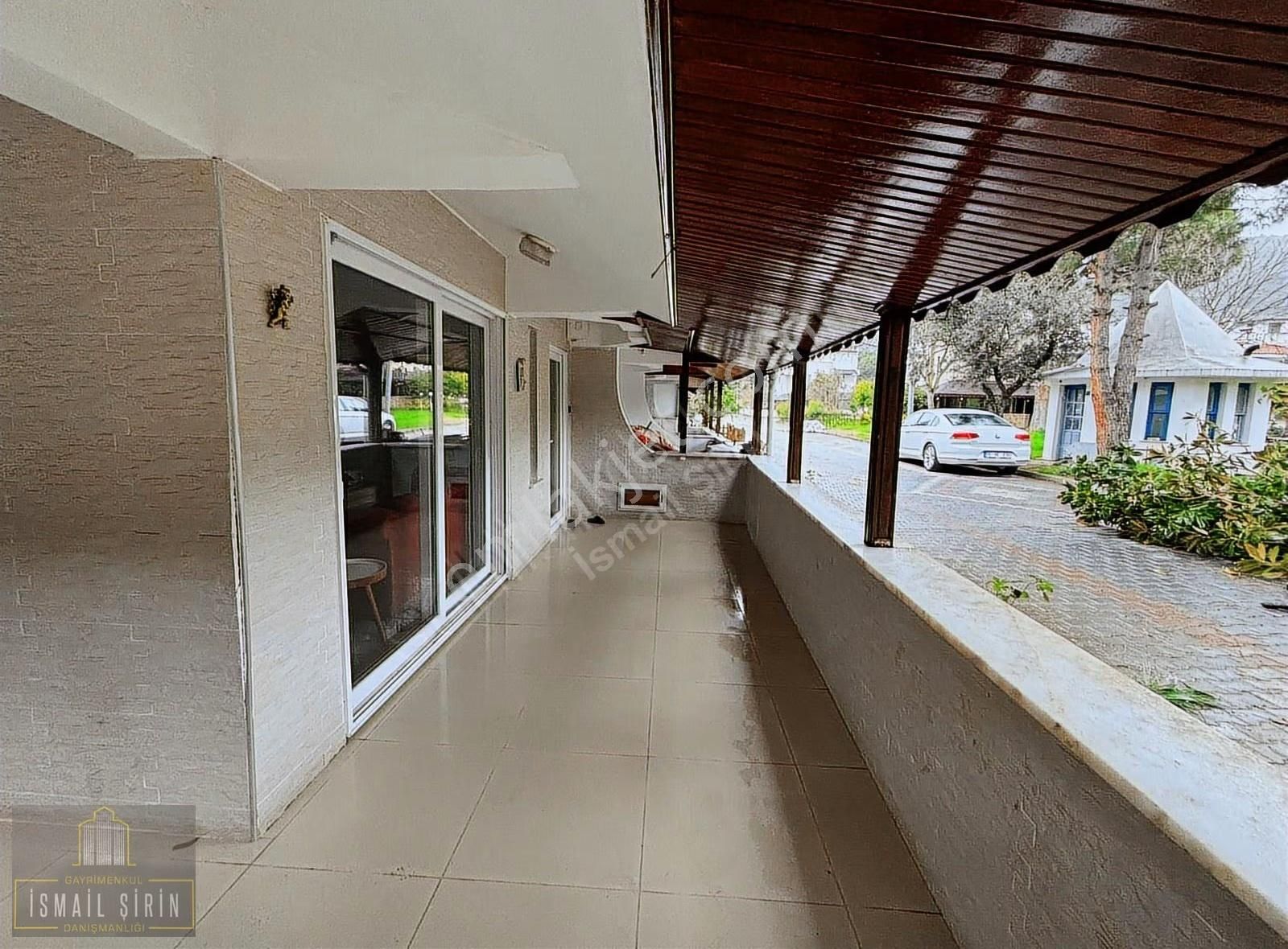 İsmail Şirinden Narlıda Denize Sıfır Havuzlu Sitede Dublex Daire - Görsel 11