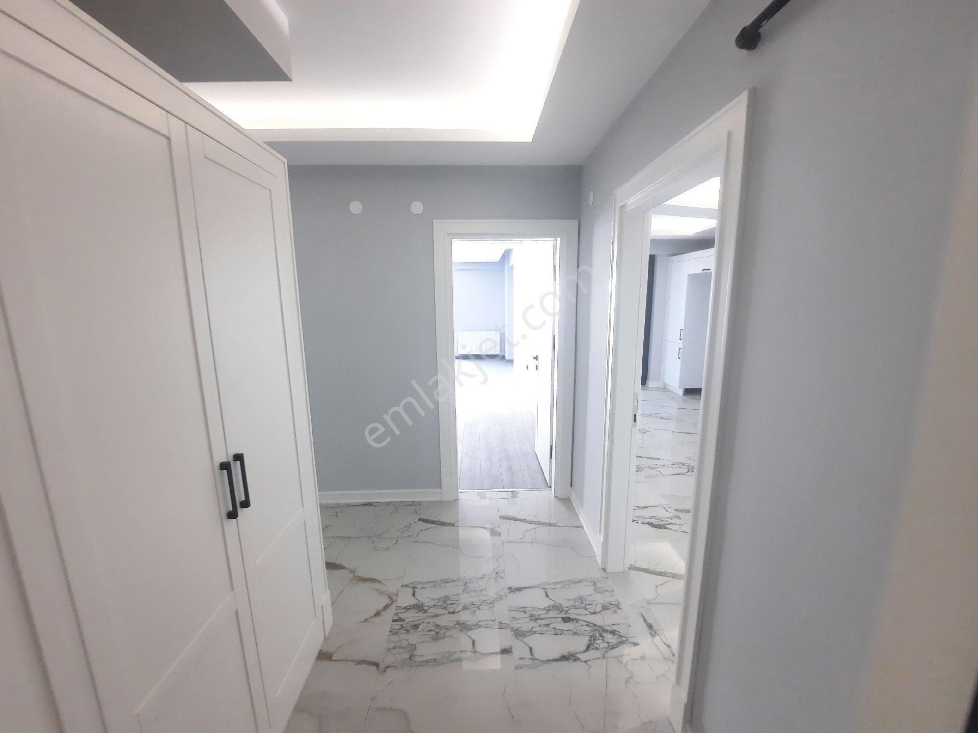 Furkan Emlak'tan Derebahçe Mevkisinde 4+1 6.kat 180m2 Sıfır Fırsat Daire - Görsel 7