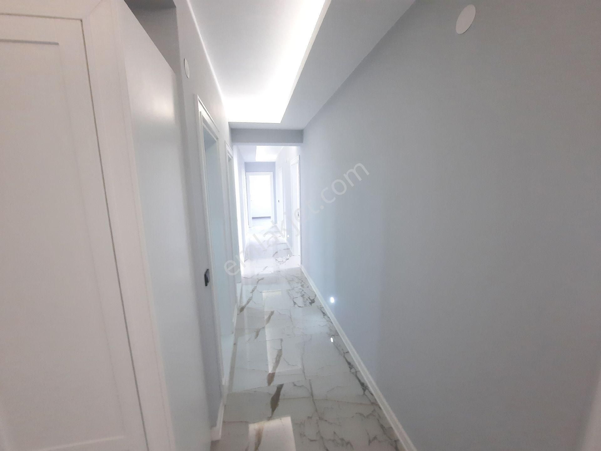 Furkan Emlak'tan Derebahçe Mevkisinde 4+1 6.kat 180m2 Sıfır Fırsat Daire - Görsel 14