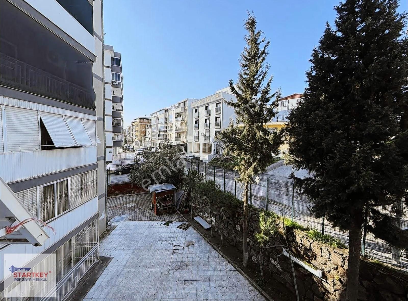 Merkezi Konumda 3+1,115 M² Ara Kat Eşyalı / Eşyasız - Görsel 12