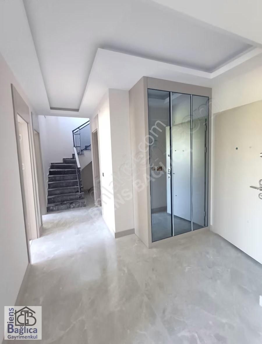 Yeni Bağlıca'da Manzaralı Kapalı Teraslı Satılık Sıfır 3+1 - Görsel 23