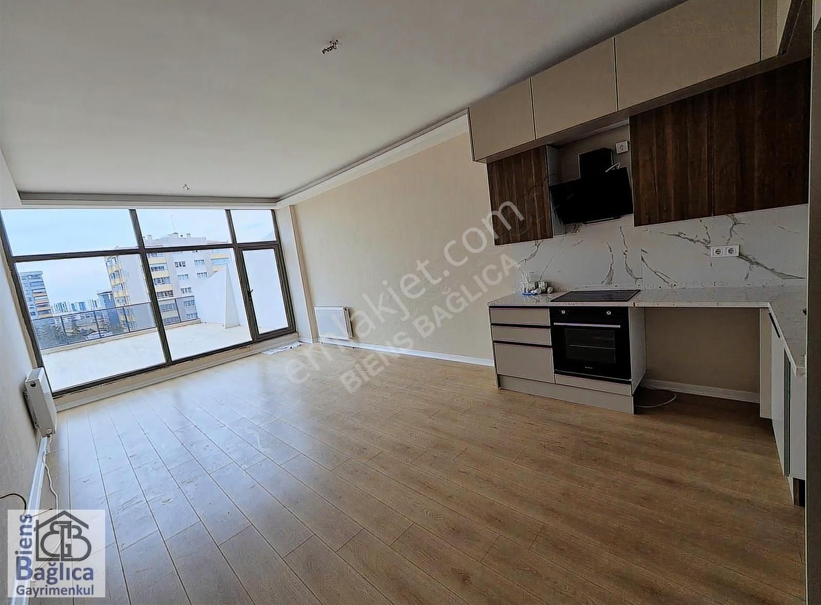 Bağlıca Merkezde 2+1 Teraslı Daire (konut/işyeri)