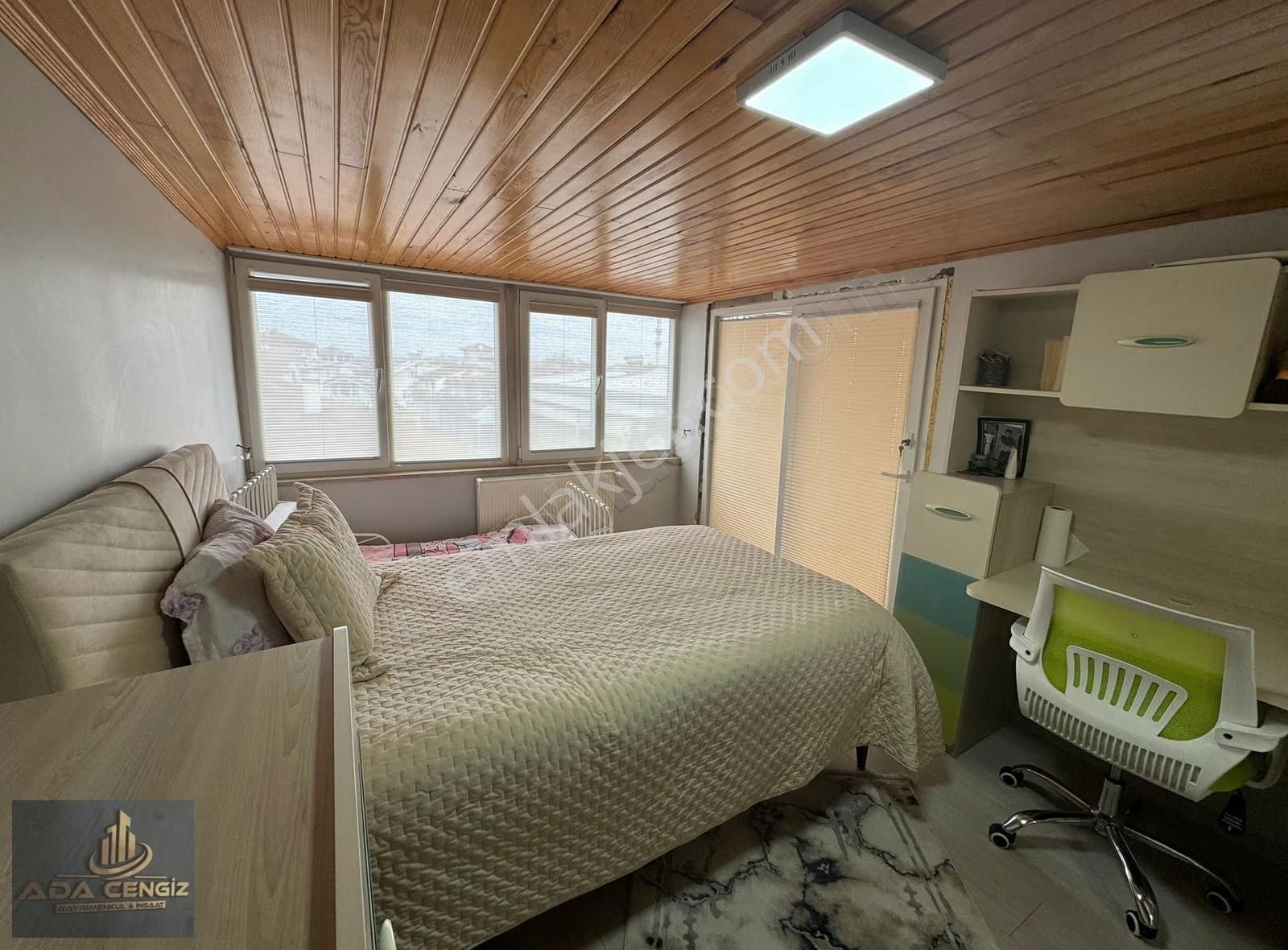 Serdivan Köprübaşı Mah.ana Cadde Üzerinde 3+1 170m2 Dublks Daire - Görsel 29