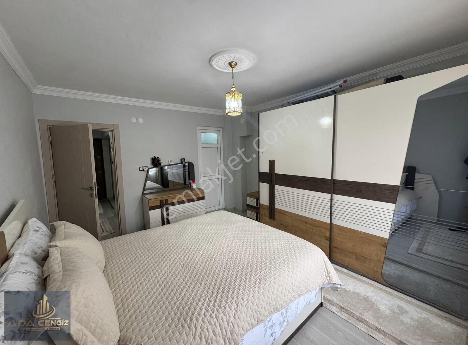 Serdivan Köprübaşı Mah.ana Cadde Üzerinde 3+1 170m2 Dublks Daire - Görsel 6