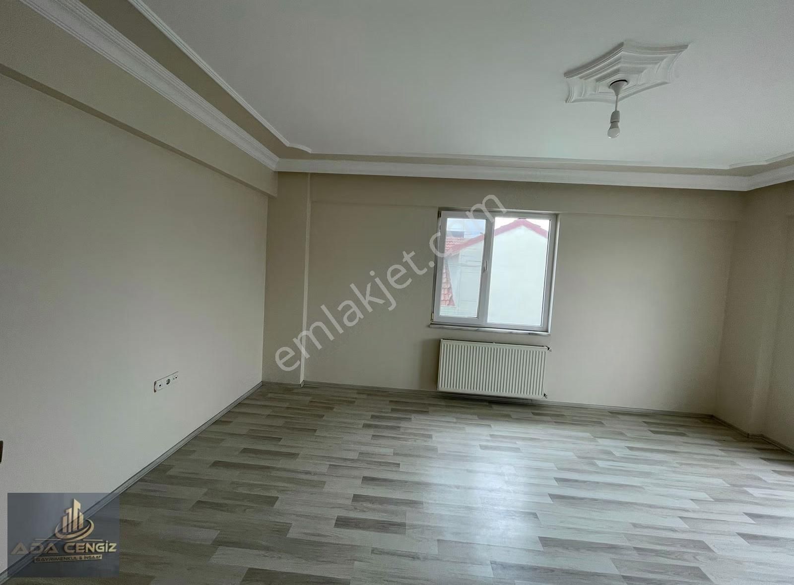 Serdivan Köprübaşında 2+1 150 M2 Kapalı Garajlı Geniş Daire - Görsel 15