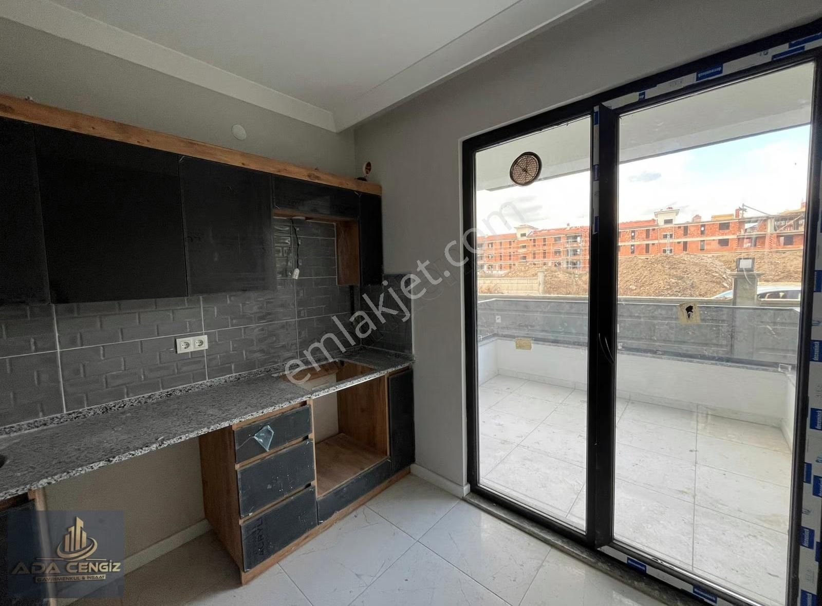 Prestijli Konumda Sıfır 3+1 135 M2 Yüksek Giriş Yatırımlık Daire - Görsel 20