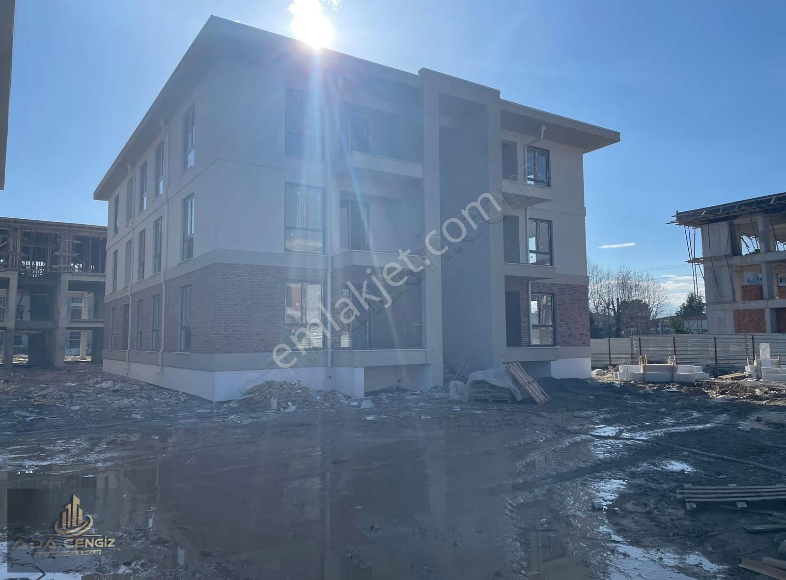 Adapazarı Tekeler Mah. Site İçerisinde 3+1 135 M2 Daireler - Görsel 7