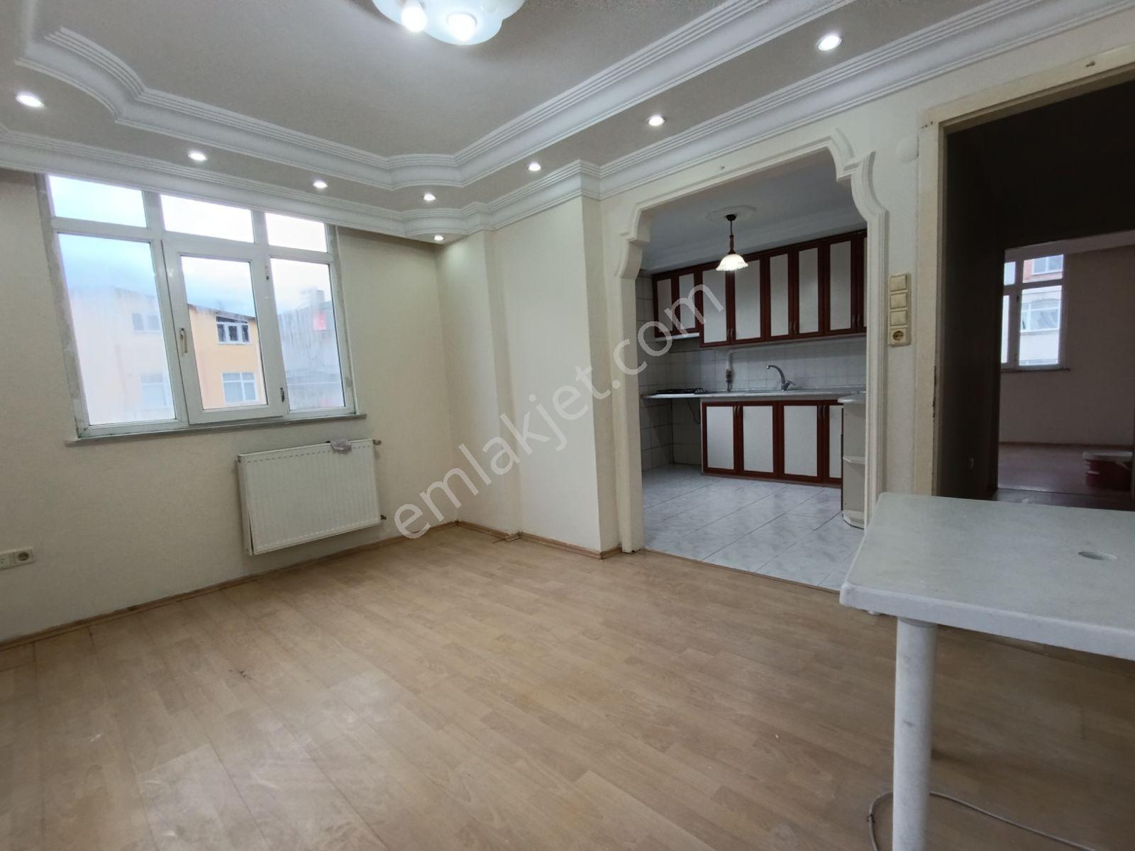 Trend Gayrimenkul'den Kaledere Mah 2+1 Çarşıda Kiralık Daire