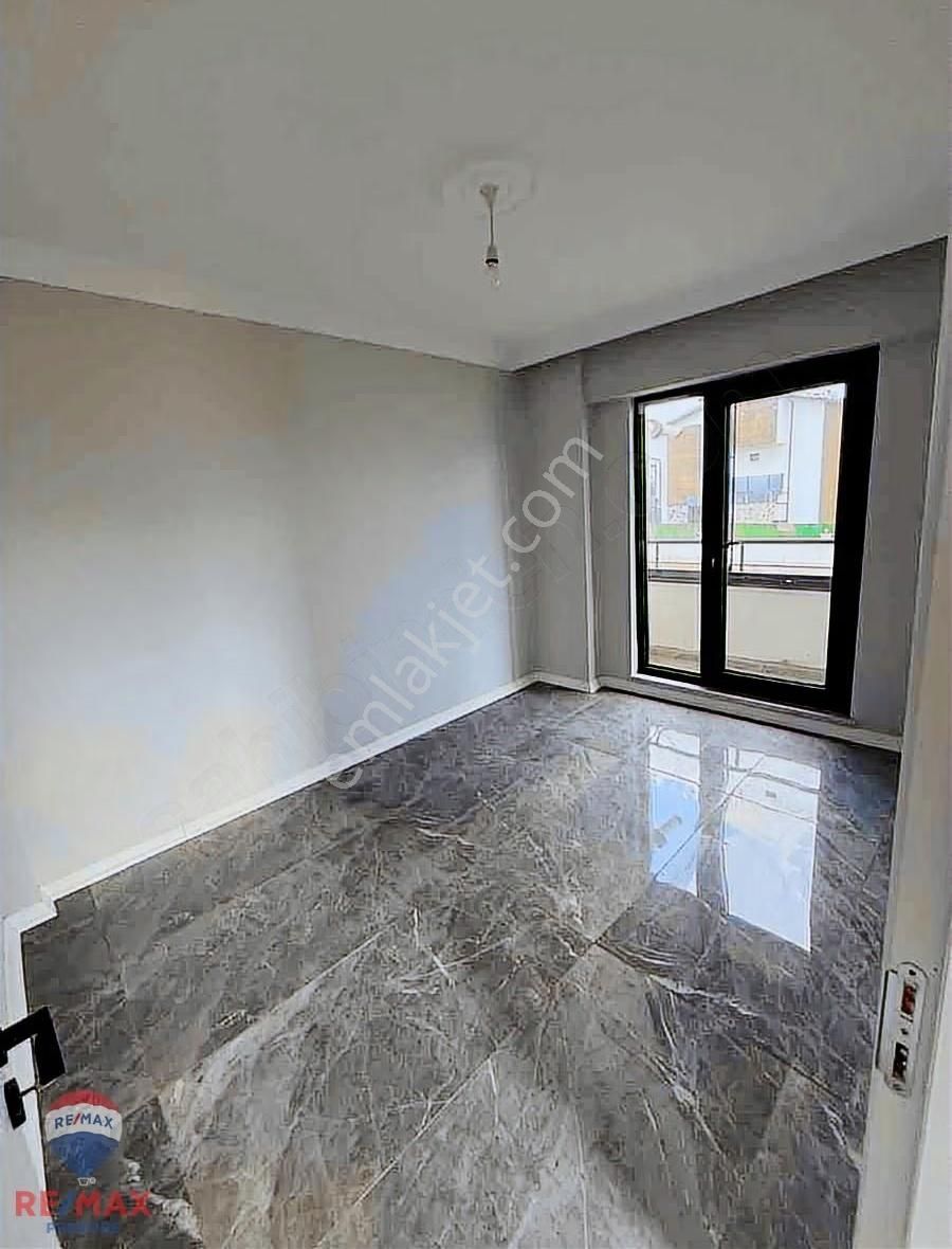 Kalafat'ta Satılık 3+1 Tribleks Villa- Fiyat Performans - Görsel 3