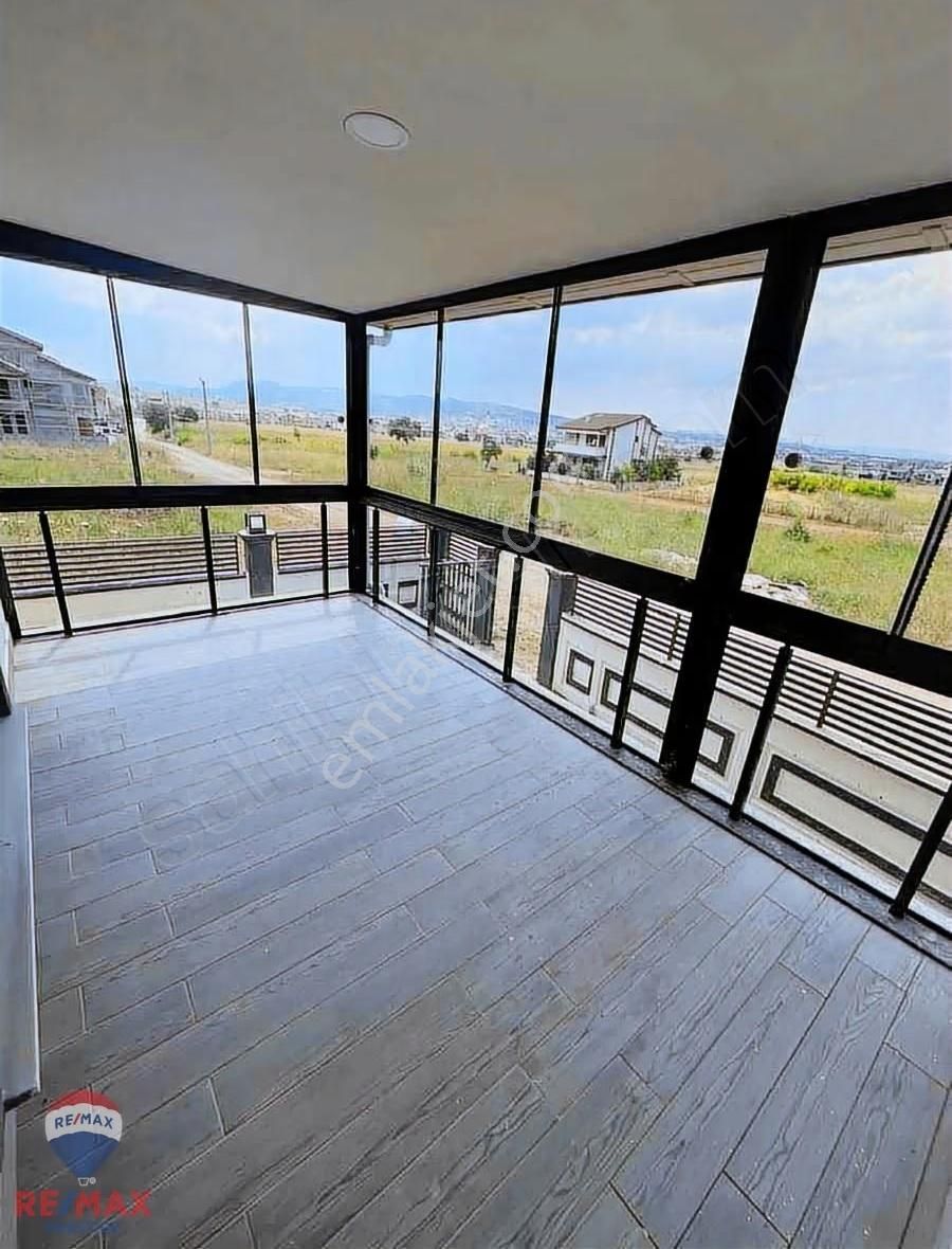 Kalafat'ta Satılık 3+1 Tribleks Villa- Fiyat Performans - Görsel 12