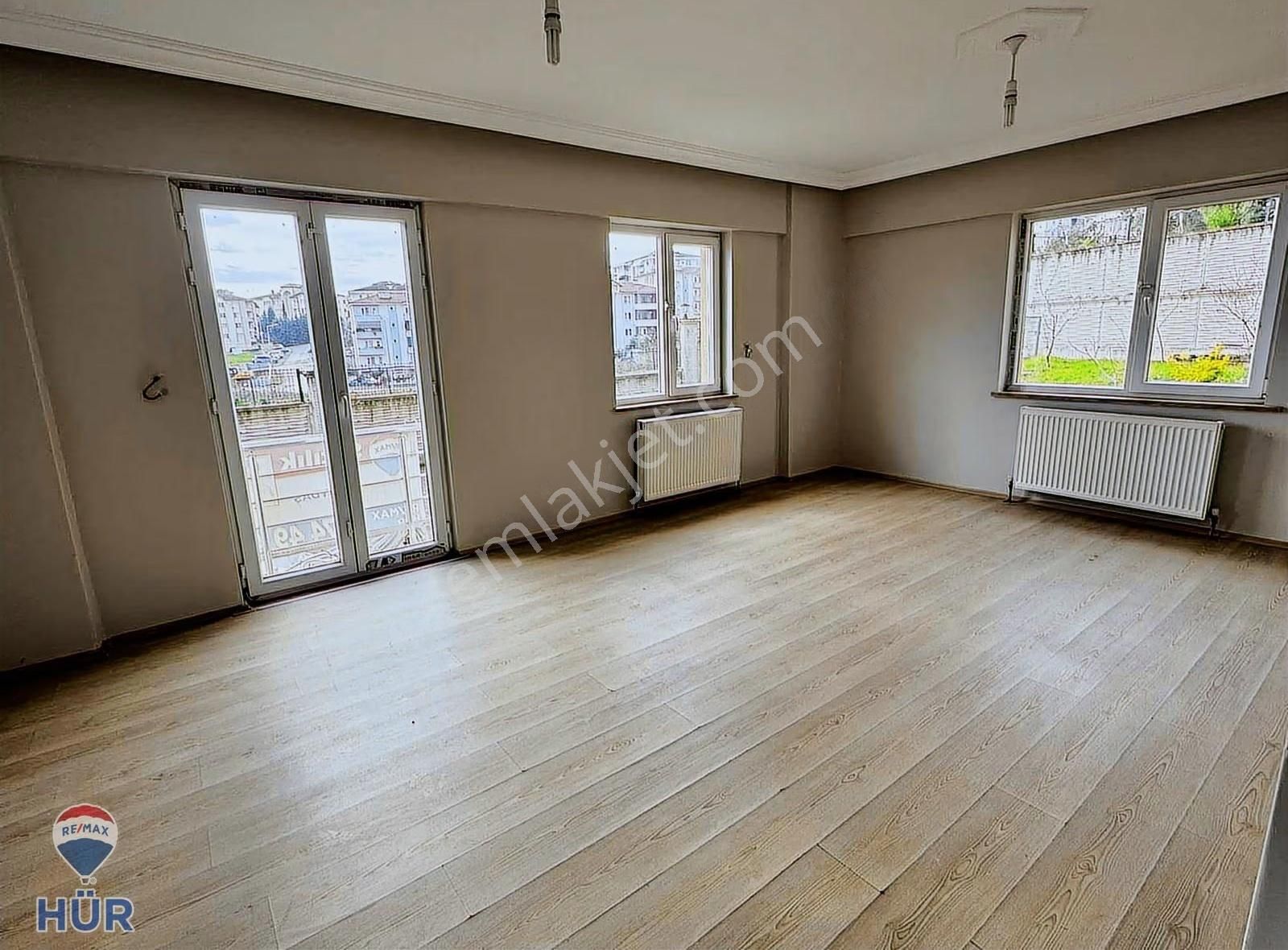Remax İlke Aydaş'tan İçi Yenilenmiş Camilide 3+1 Satılık Daire - Görsel 12