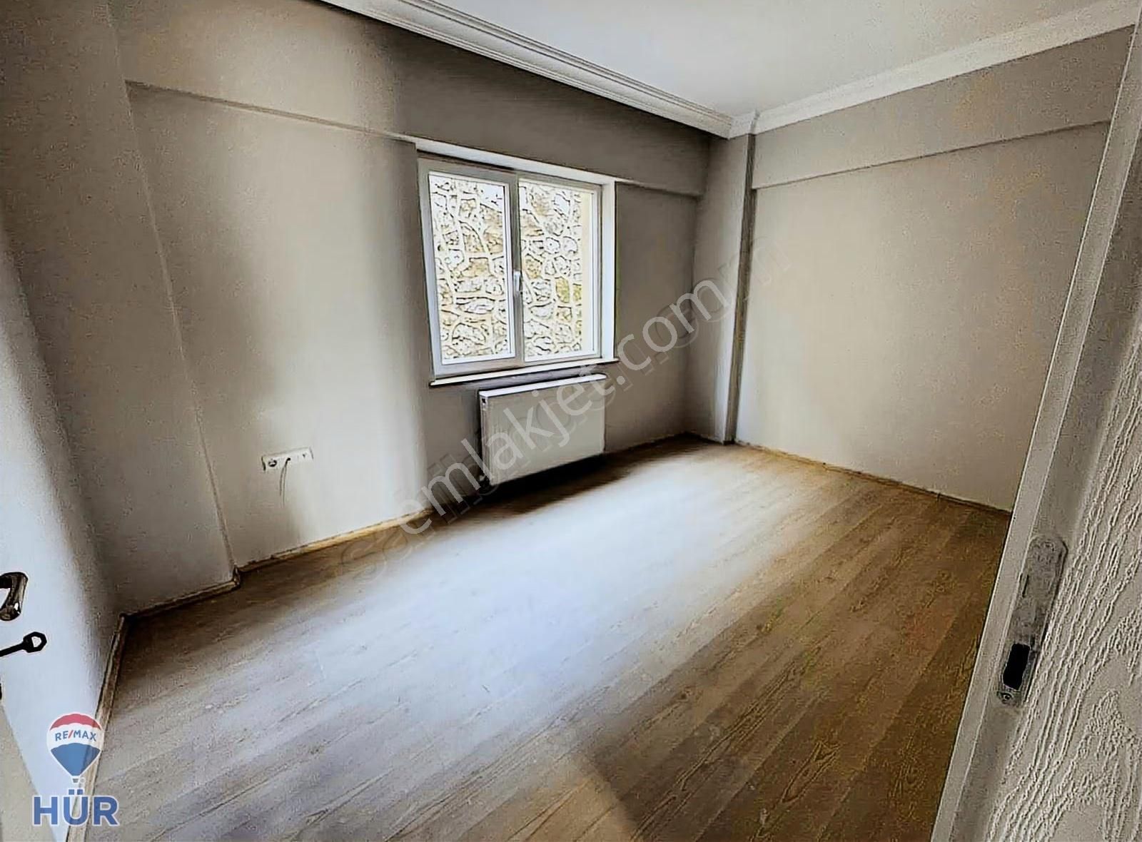 Remax İlke Aydaş'tan İçi Yenilenmiş Camilide 3+1 Satılık Daire - Görsel 19