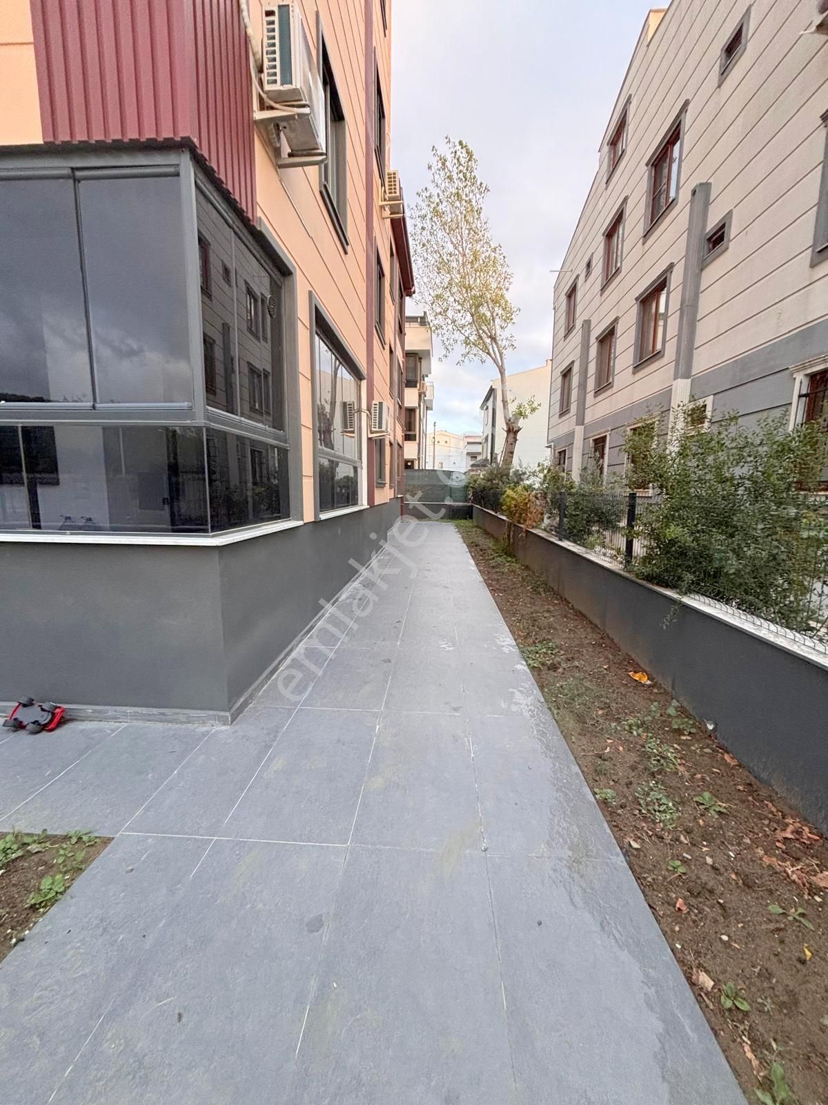 ✔️🟣akçay'da Arakat Geniş Cam Balkonlu Şık Tasarımlı 1+1 Daire - Görsel 14