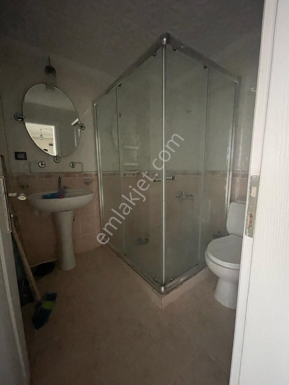 Furkan Emlak'tan Kadıköy Mevkisinde 3+1 1.kat 130m2 Masrafsız - Görsel 6