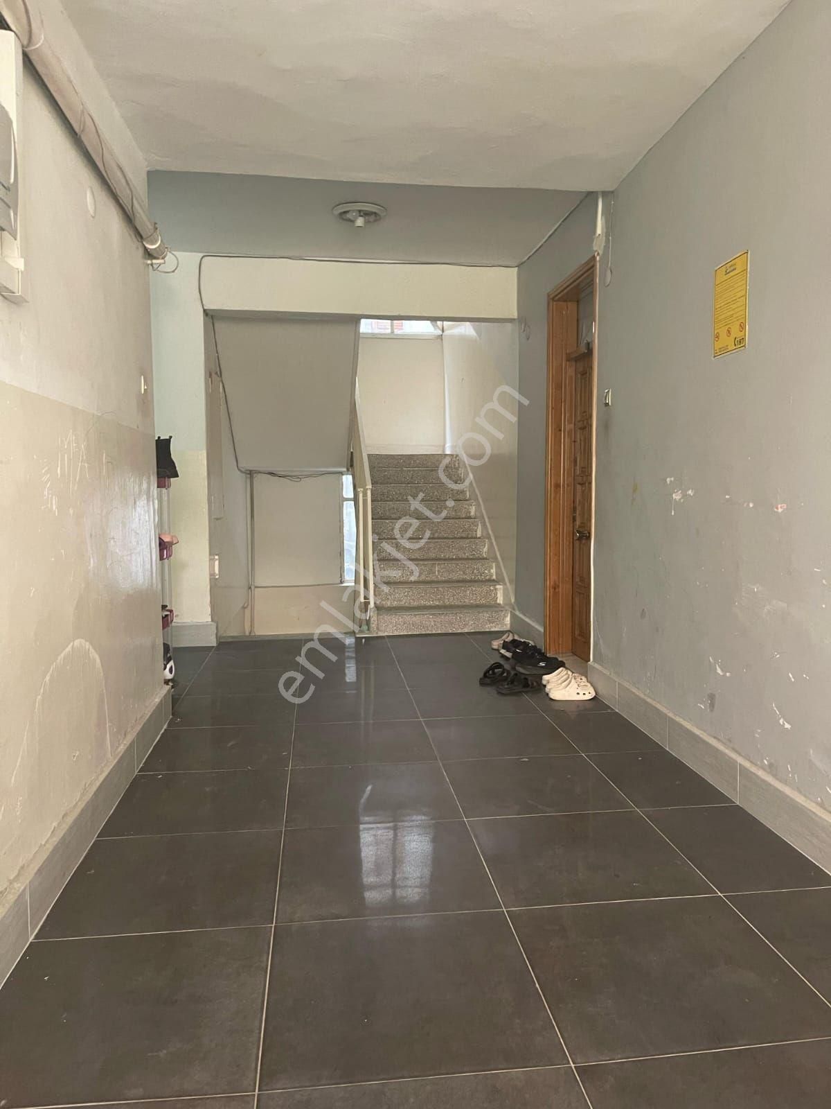 Furkan Emlak'tan Kadıköy Mevkisinde 3+1 1.kat 130m2 Masrafsız - Görsel 9